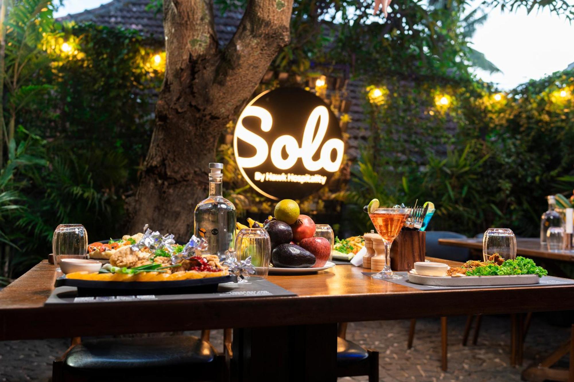 Solo Inn By Hawk Hospitality Kochi Exterior foto